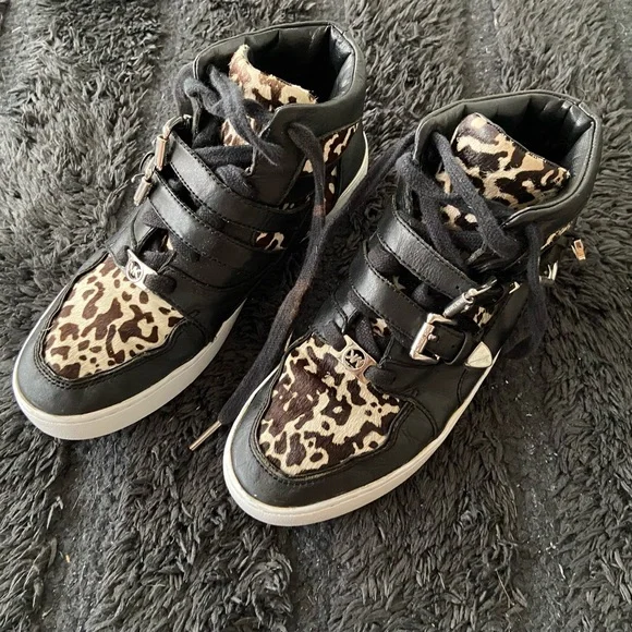 Michael Kors shoes for women size 7 - Picture 4 of 10